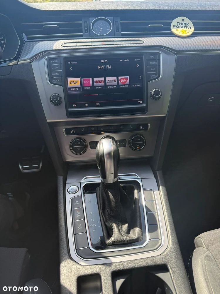 Volkswagen Passat Alltrack 2.0 TDI SCR DSG 4Motion - 9