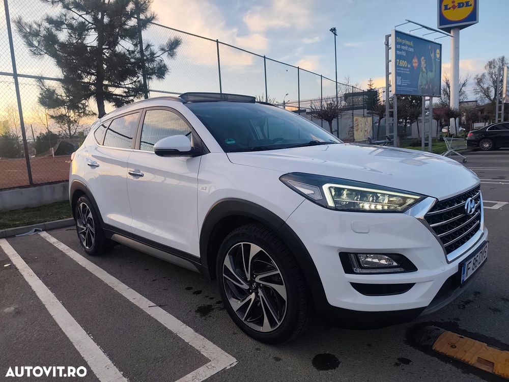 Hyundai Tucson 2.0 CRDI 4WD 8AT Premium - 1