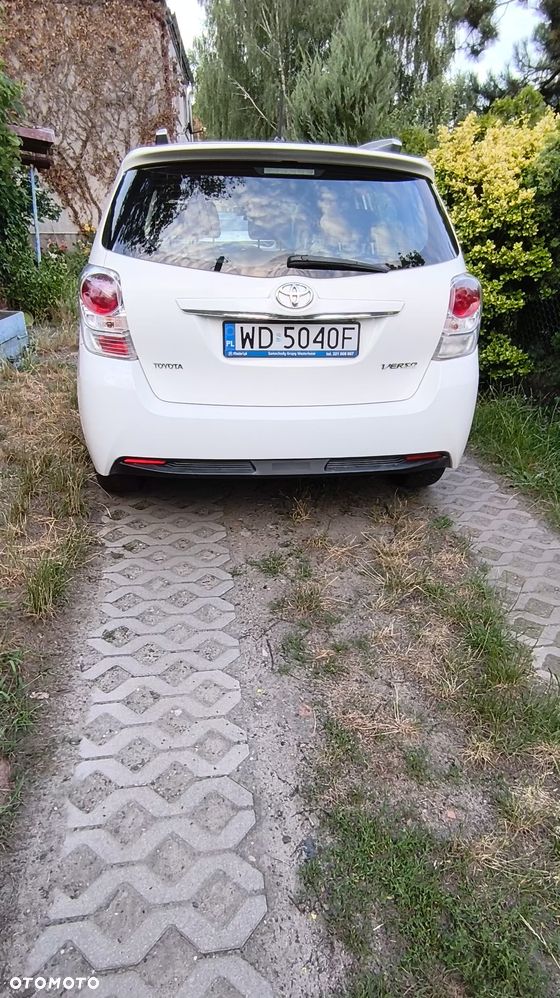 Toyota Verso 2.0 D-4D Premium - 7