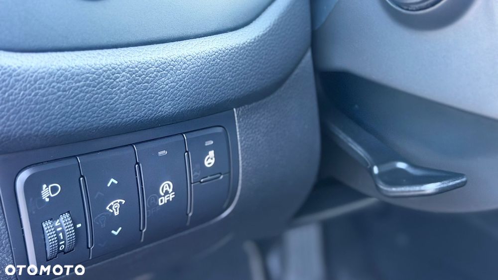 Kia Ceed - 31