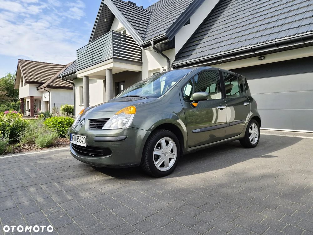 Renault Modus - 1