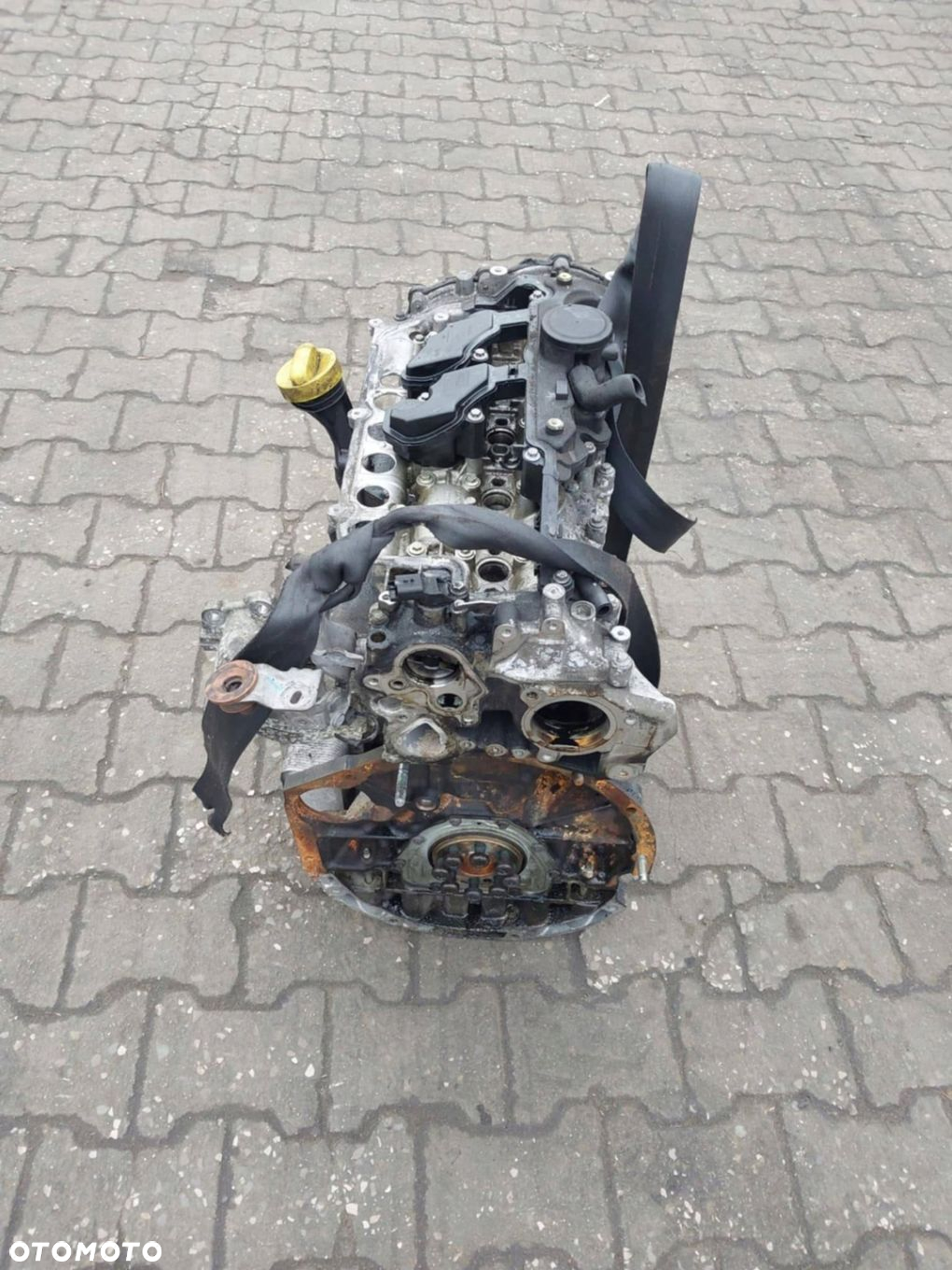 SILNIK M9R TRAFIC VIVARO 2.0 DCI - 4
