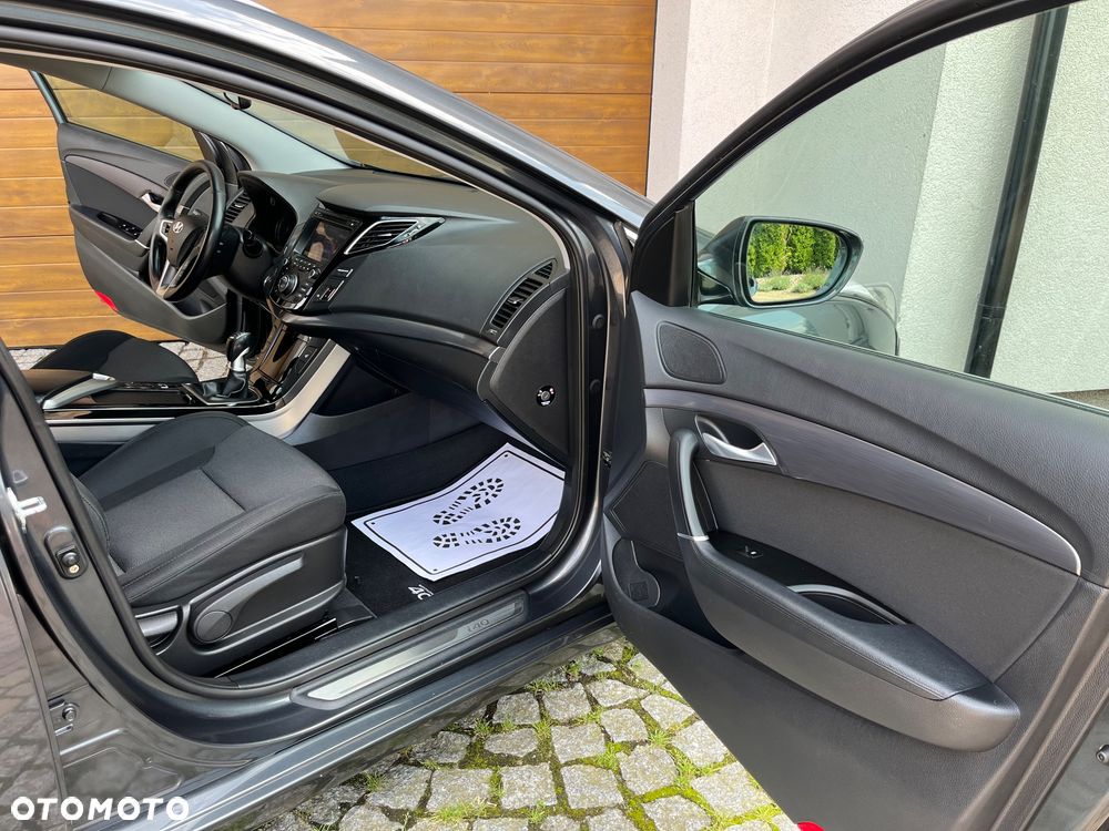 Hyundai i40 - 19