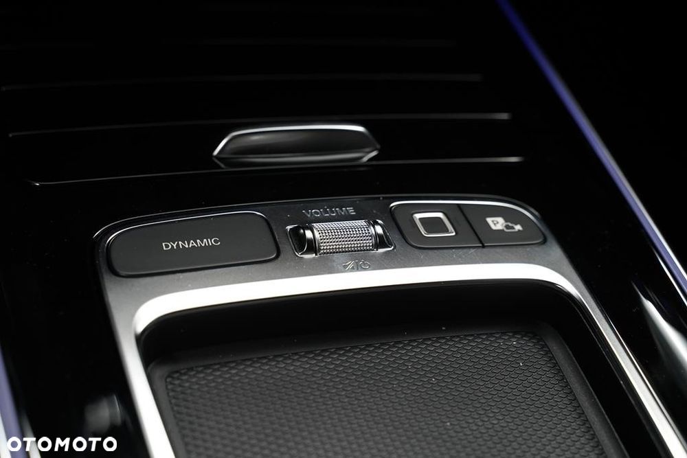 Mercedes-Benz GLA 200 mHEV AMG Line 7G-DCT - 17