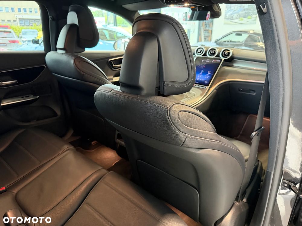 Mercedes-Benz GLC 200 mHEV 4-Matic AMG Line - 23