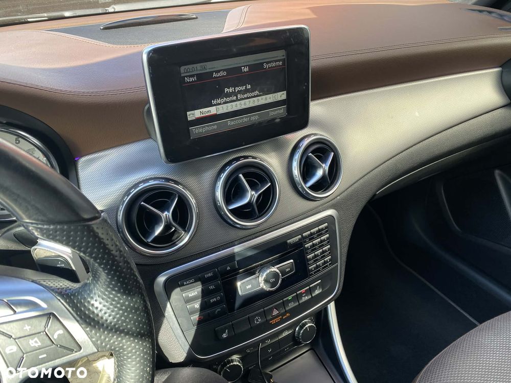 Mercedes-Benz GLA 200 CDI 7G-DCT Edition 1 - 17