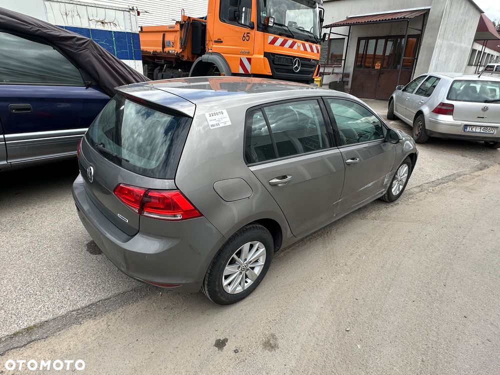 Volkswagen Golf 1.6 BlueTDI Comfortline - 24