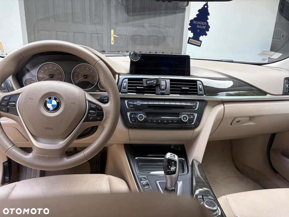 BMW Seria 3 328i - 7