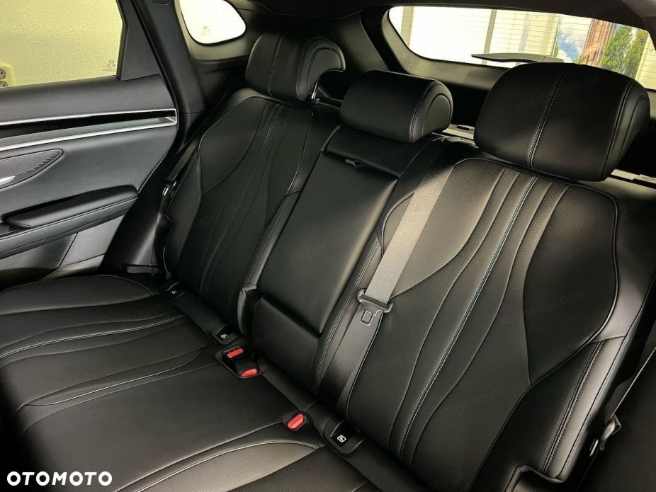 BYD Seal U - 12