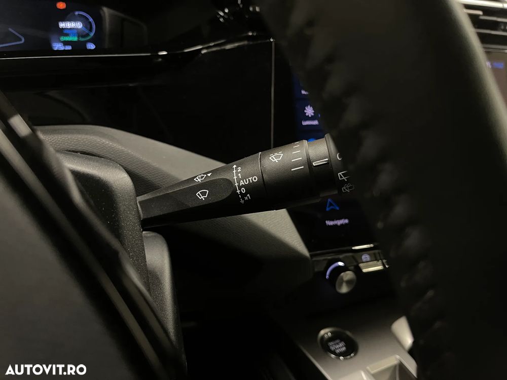 Peugeot 308 1.6L 180 EAT8 PHEV Allure - 28