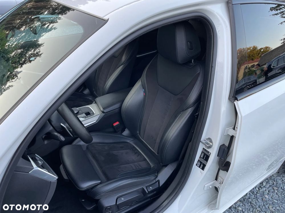 BMW Seria 3 320d Edition M Sport Shadow - 15