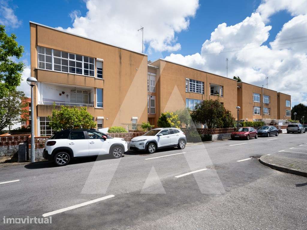 Apartamento T4 próximo ás escolas - Ovar - Grande imagem: 2/38