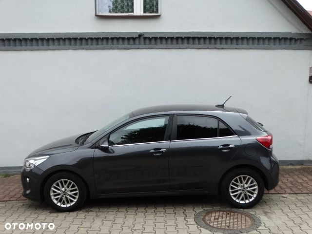 Kia Rio 1.2 Dream Team Edition - 4