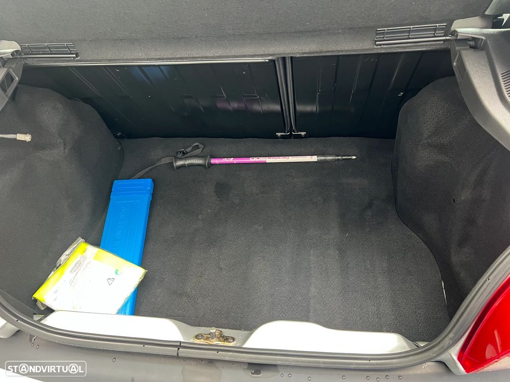 Ford Fiesta 1.25 Studio - 17