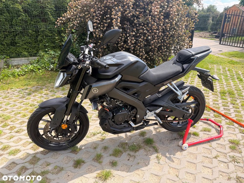 Yamaha MT - 5