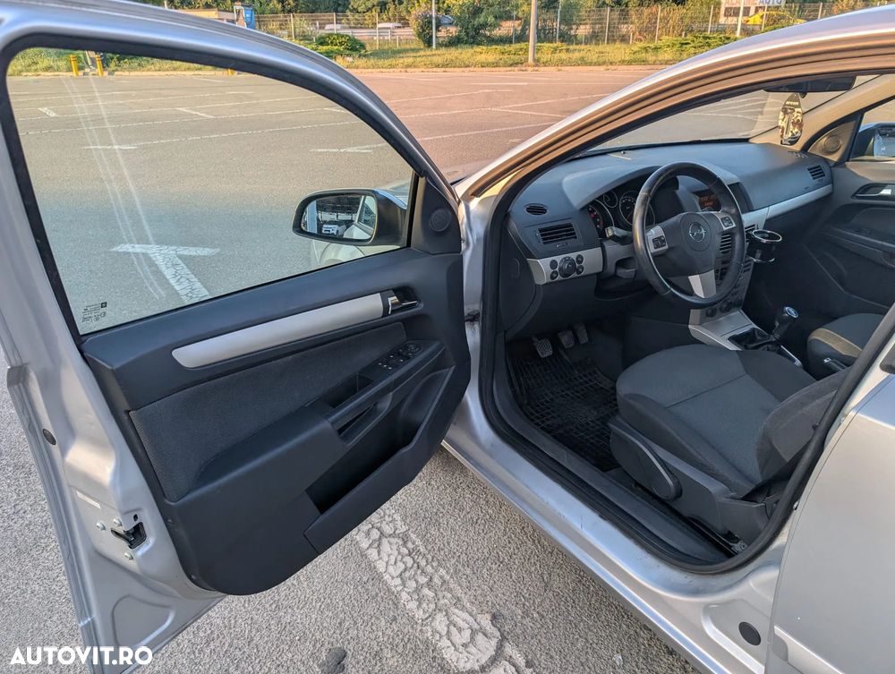 Opel Astra 1.6 Enjoy - 15