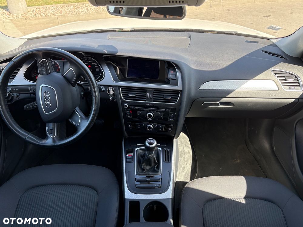 Audi A4 Limousine 1.8 TFSI Attraction - 28