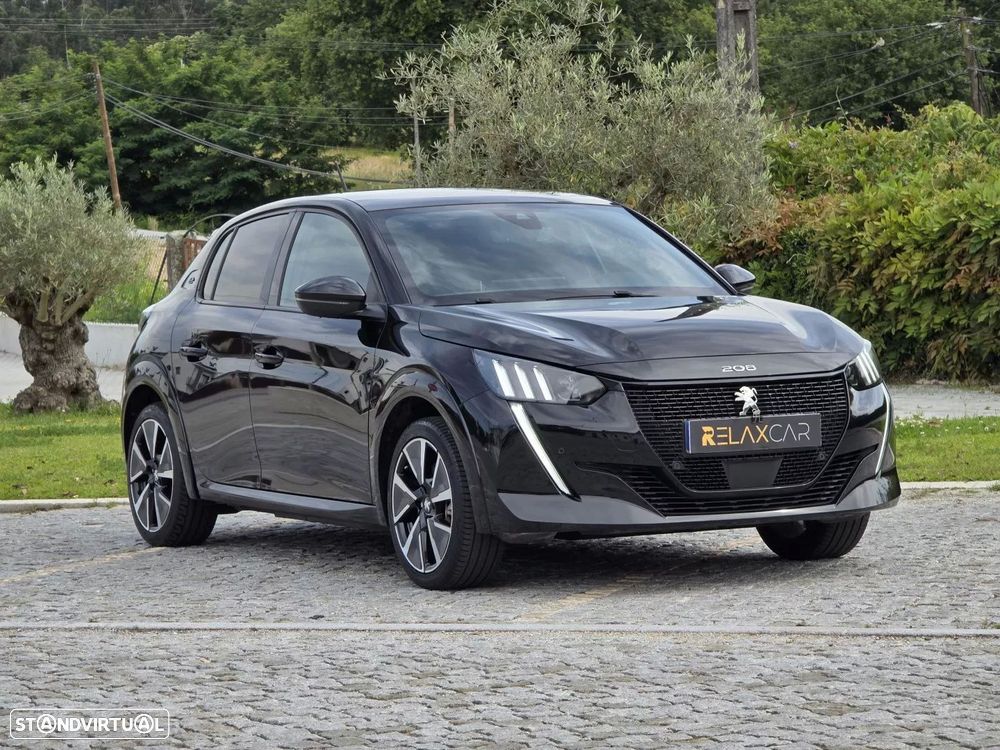 Peugeot e-208 GT - 6
