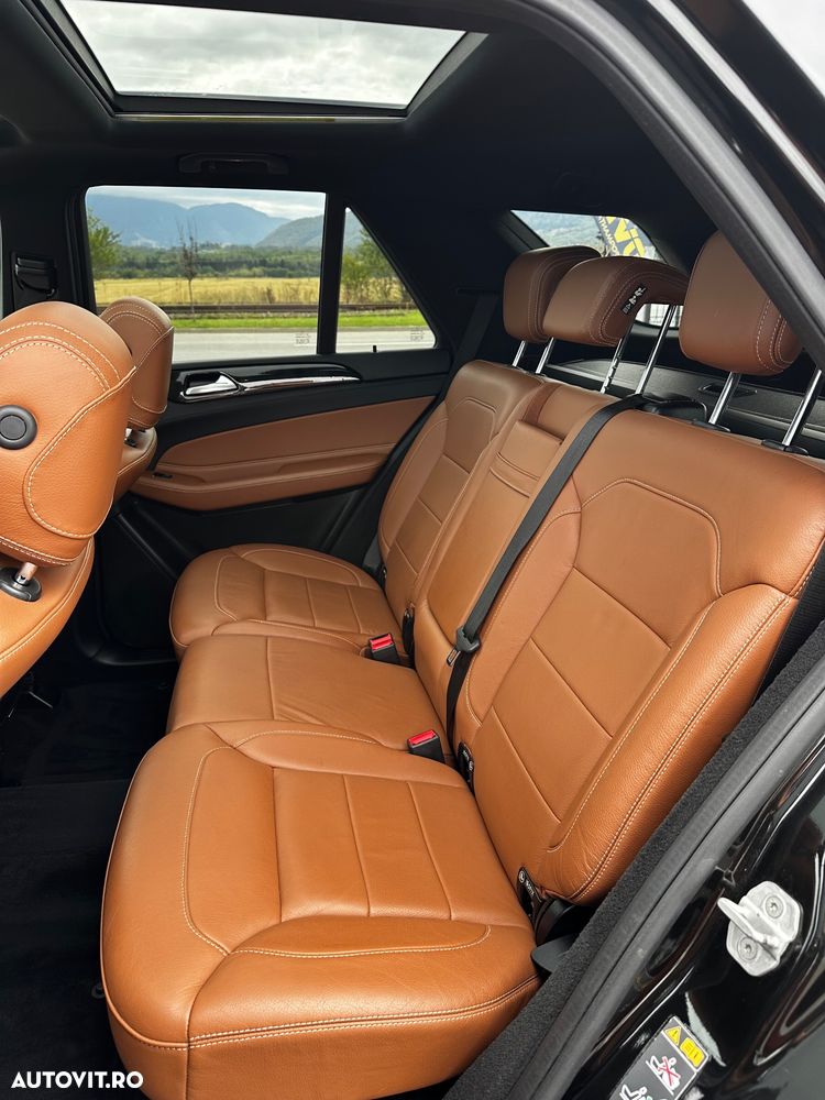 Mercedes-Benz GLE 250 d 4Matic 9G-TRONIC AMG Line - 9