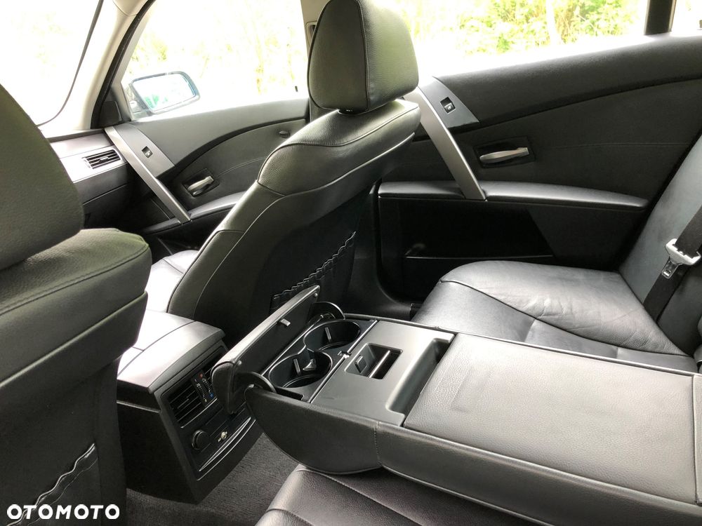 BMW Seria 5 - 33