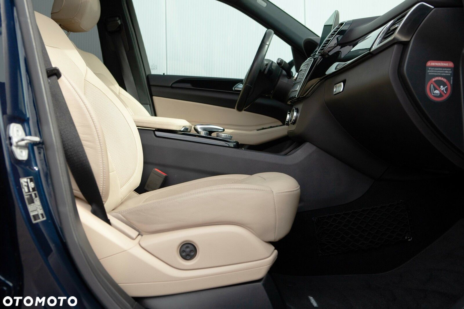 Mercedes-Benz GLE 350 d 4-Matic - 28
