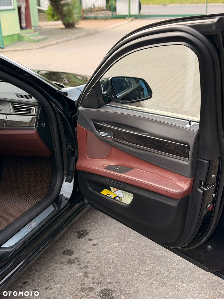 BMW Seria 7 730d xDrive - 19