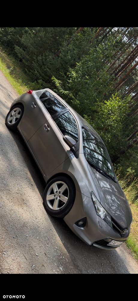 Toyota Auris 1.6 Premium - 5