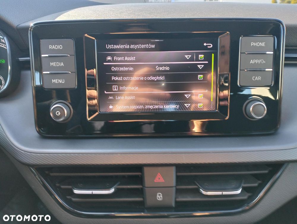 Skoda Scala 1.0 TSI Ambition DSG - 27