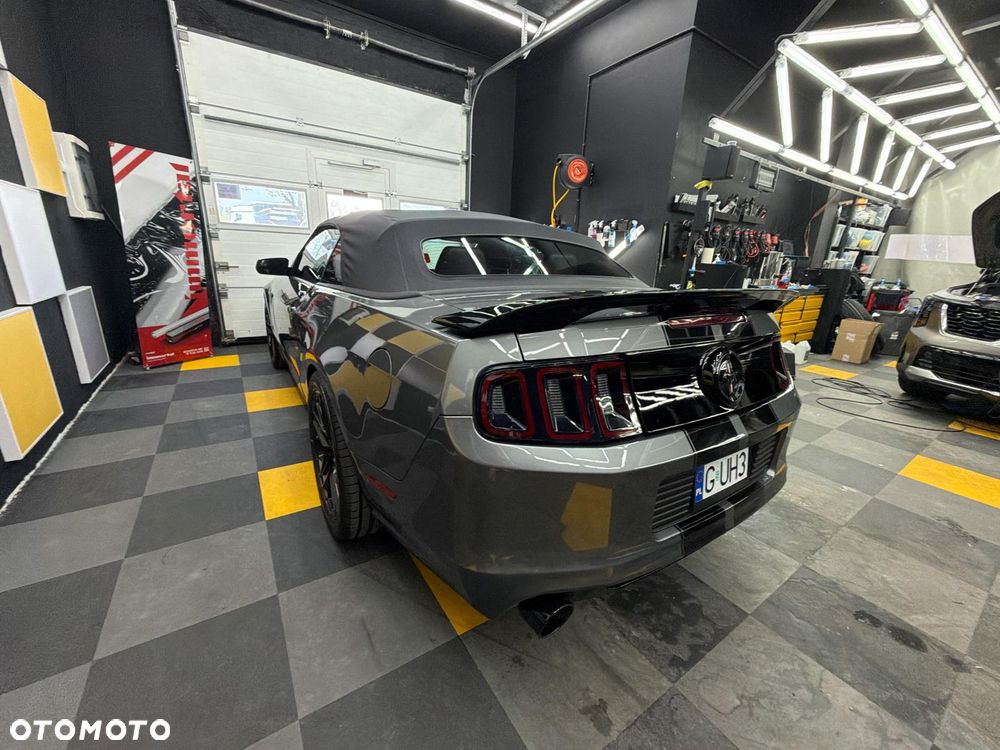 Ford Mustang 3.7 V6 Premium - 12