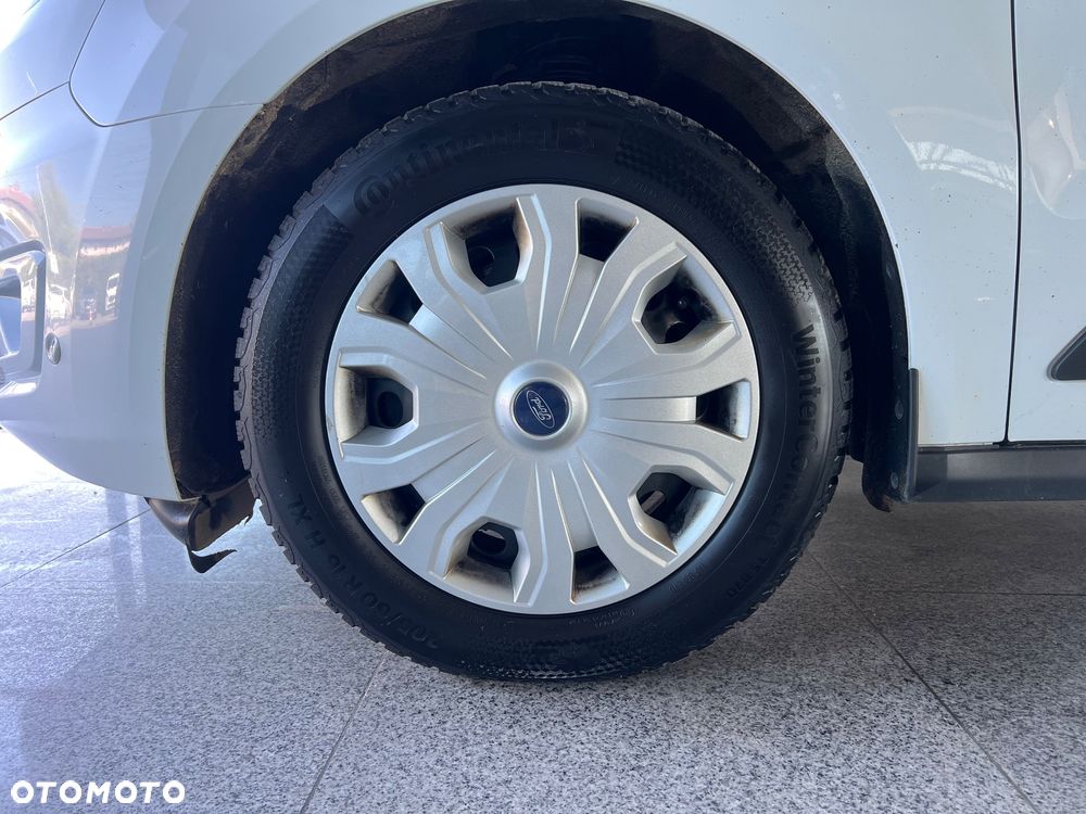 Ford Transit Connect - 8