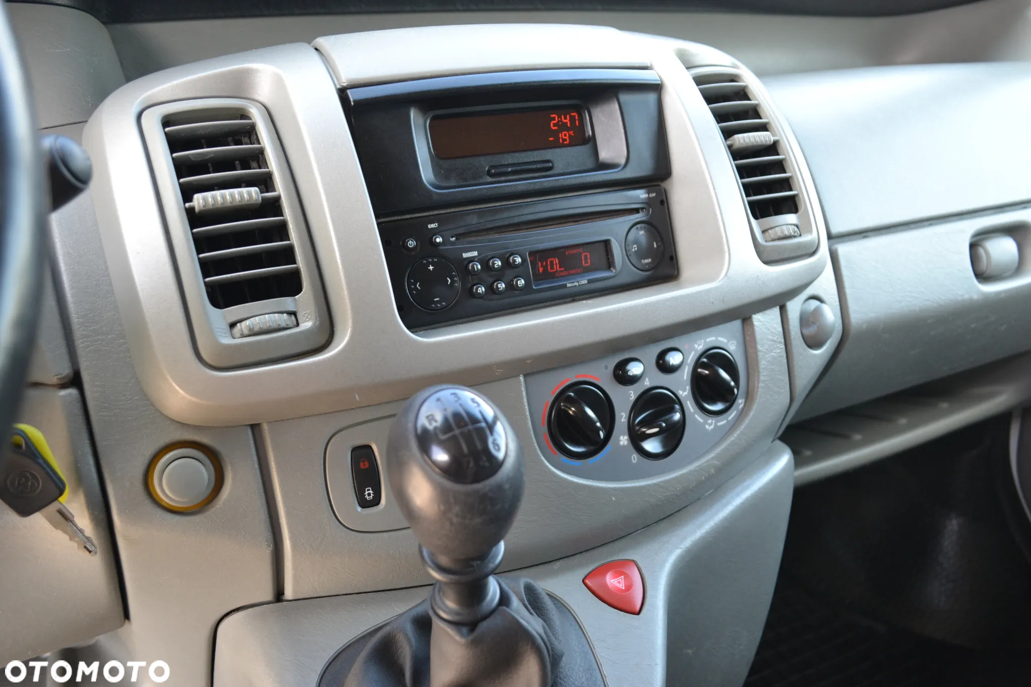 Renault Trafic L2H1 Pack Clim - 15