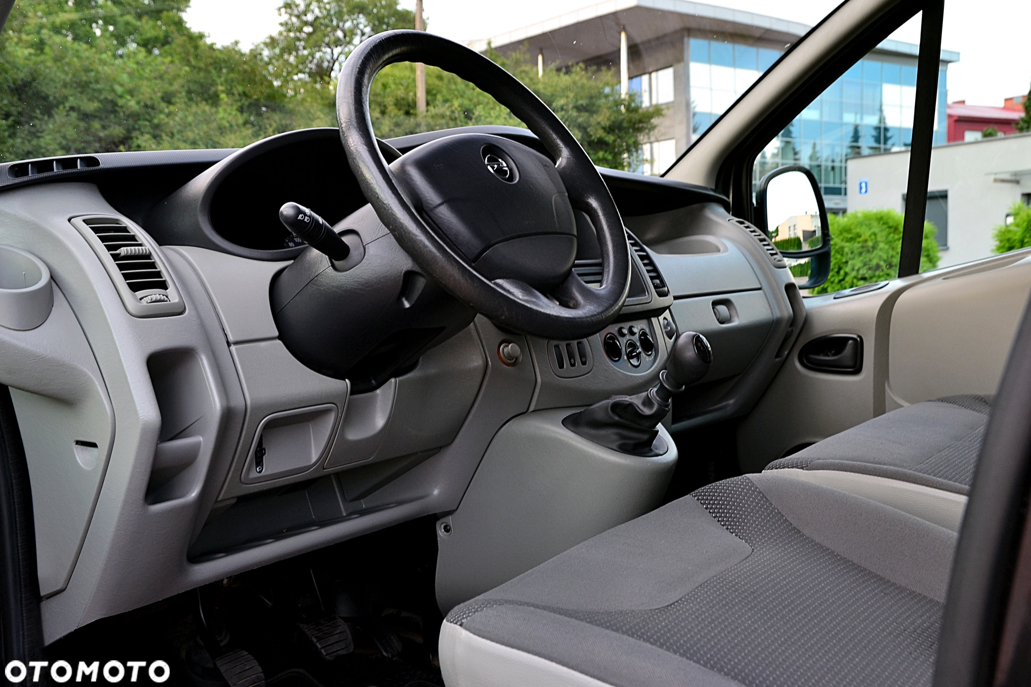 Opel Vivaro - 19