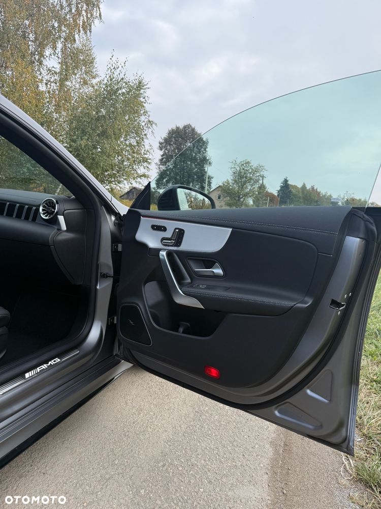 Mercedes-Benz CLA AMG 45 S 4-Matic+ Street Style 8G-DCT - 31
