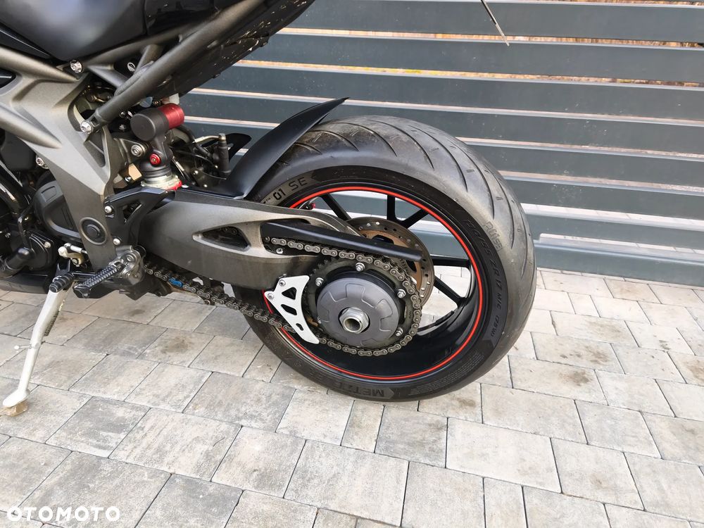 Triumph Speed Triple - 20