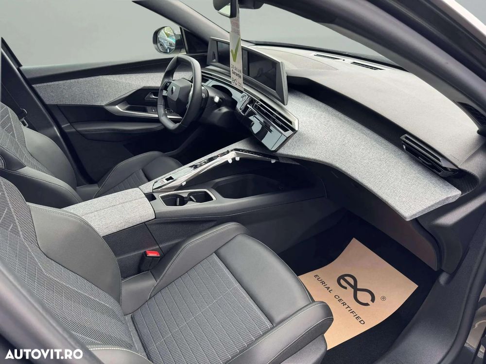 Peugeot 3008 1.2 Hybrid 145 e-DCS6 Allure - 12