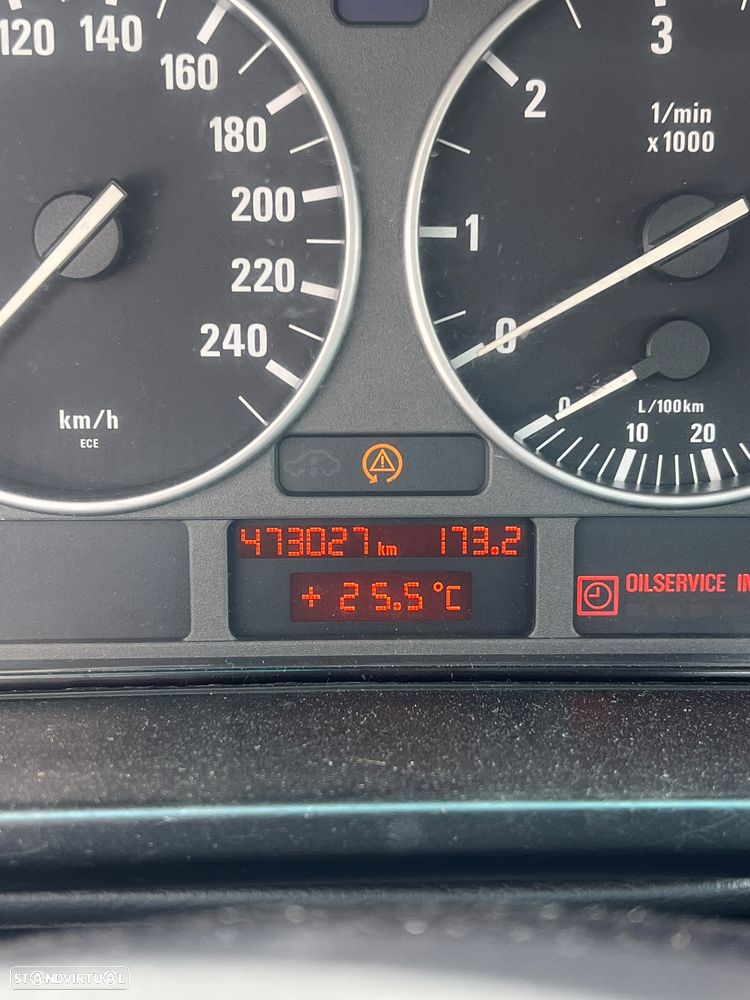 BMW 525 tds - 12