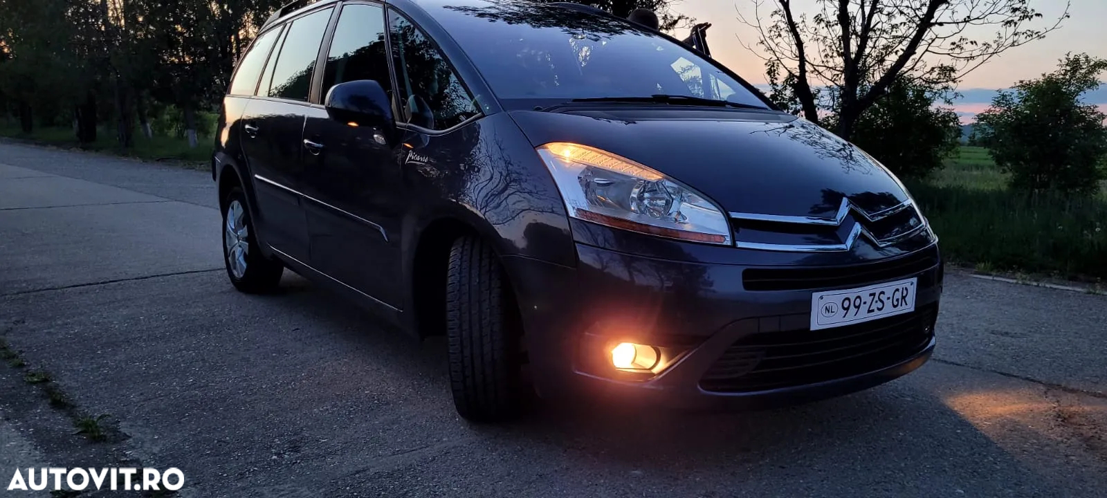 Citroën C4 Picasso 1.8 16V 7-Sitzer Confort - 4