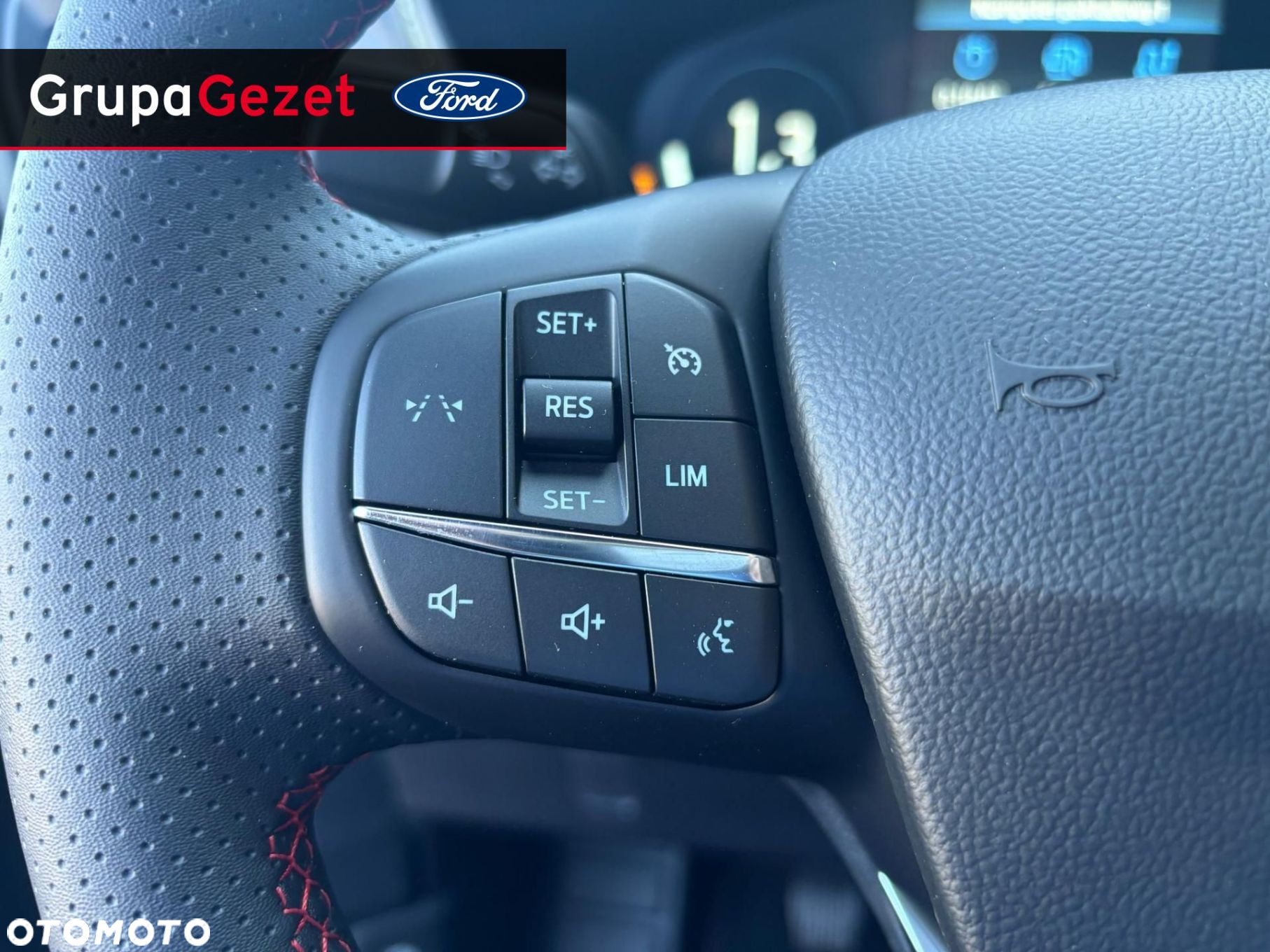 Ford Kuga - 4