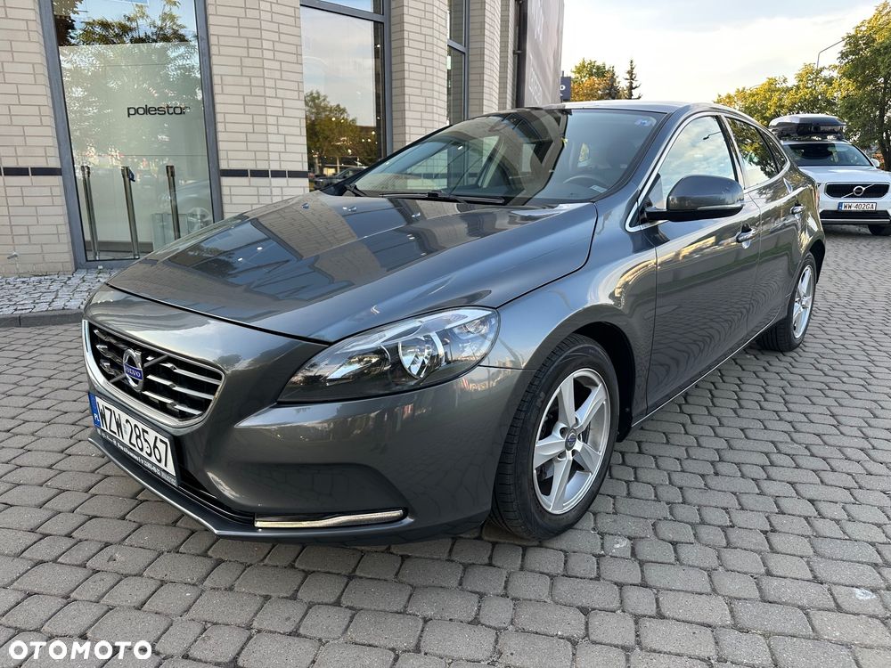 Volvo V40 D2 Momentum - 18