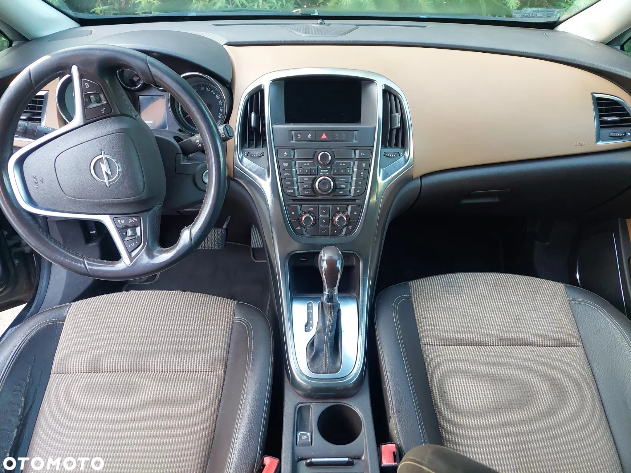 Opel Astra IV 2.0 CDTI Cosmo - 10