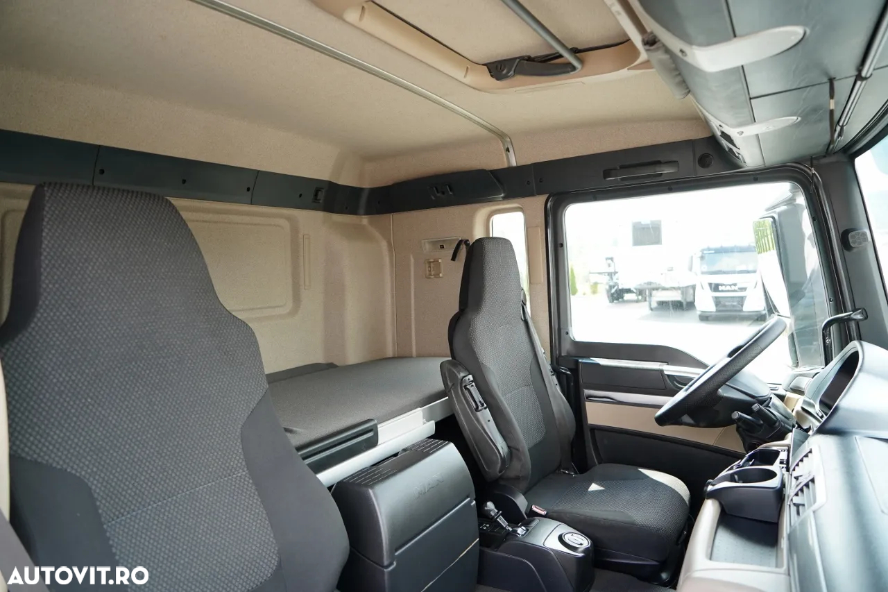 MAN TGS 41.460 / 8x8 / BASCULĂ / 2 PĂRȚI / BORDMATIC / HYDROBTA / MEILLER KIPER / ANVELOPE 100% / EURO 6 / 2017 / IMPORTAT - 37