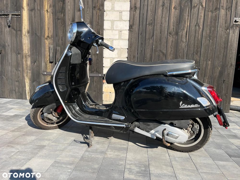 Vespa GTS - 1