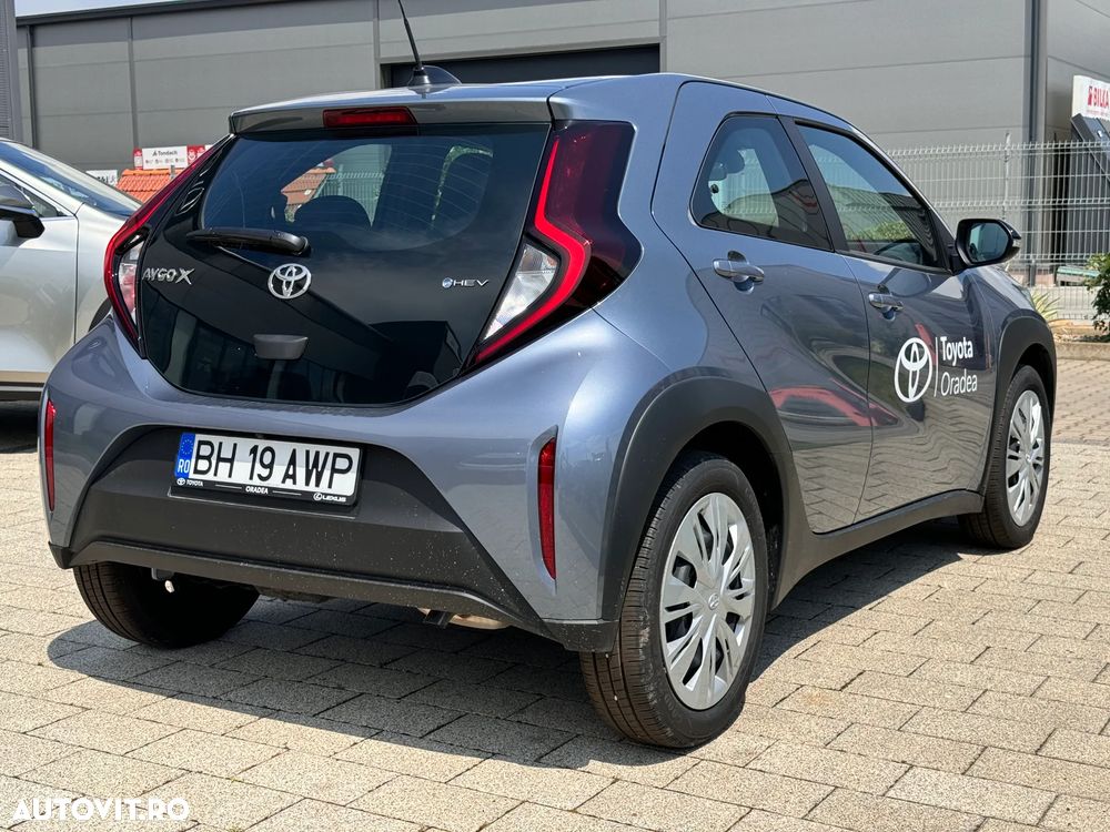 Toyota Aygo X 1.5l HEV 116CP Active - 7