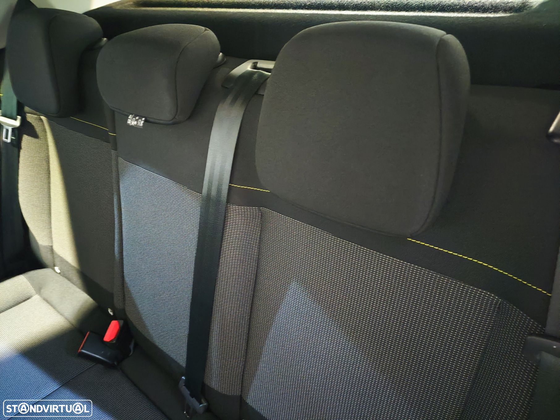 Citroën C3 1.2 PureTech Max - 31