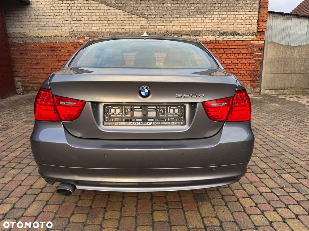 BMW Seria 3 320d - 6