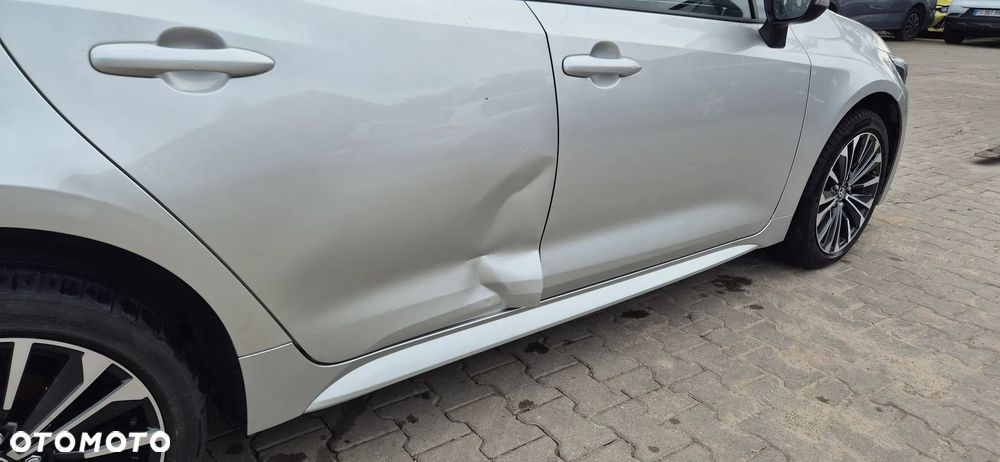 Toyota Corolla 1.8 Hybrid Comfort - 8