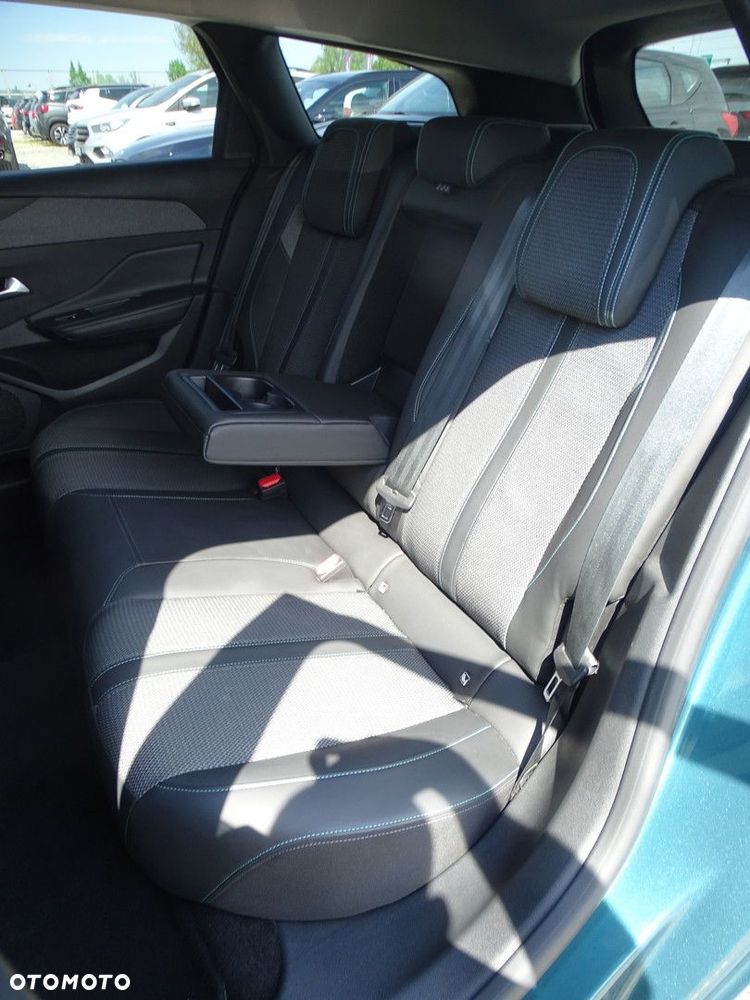 Peugeot 308 - 16