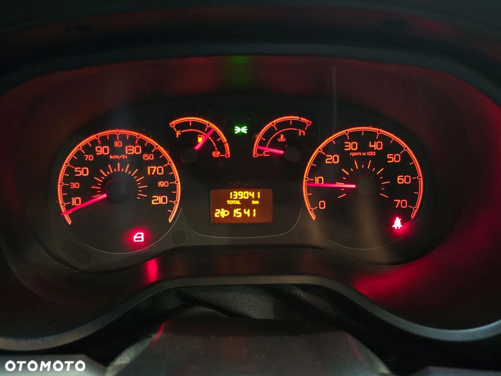 Fiat DOBLO - 14