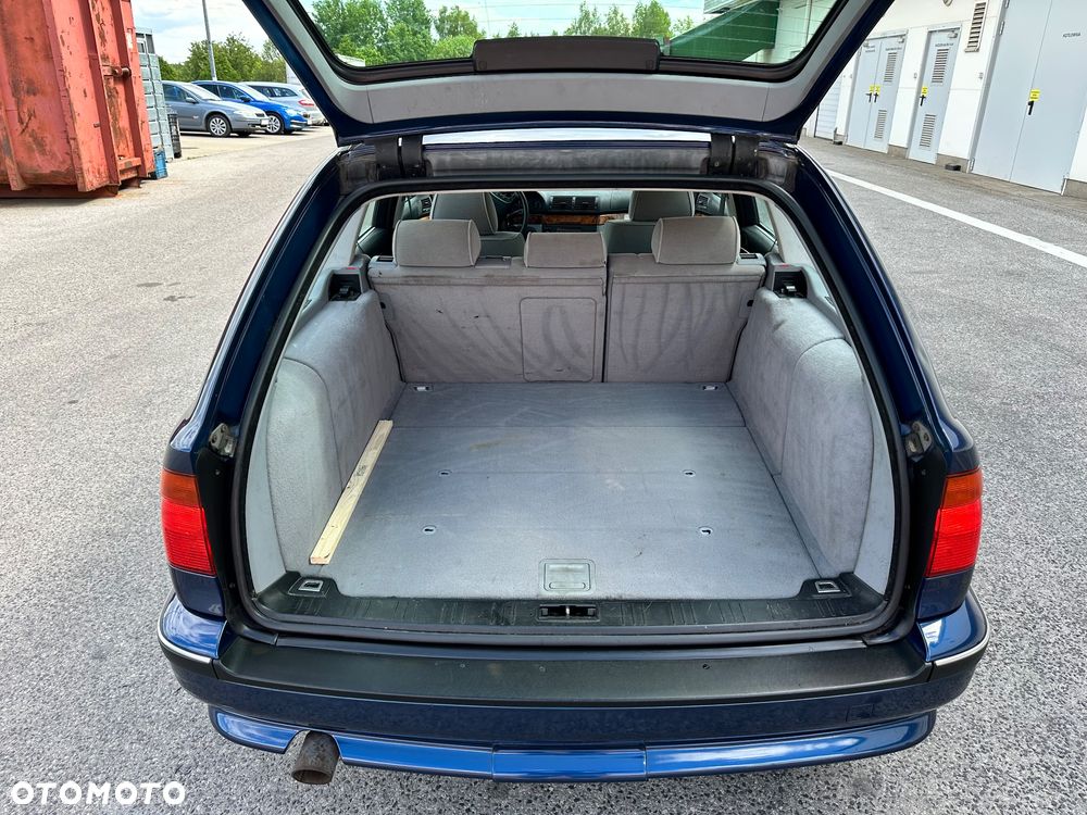 BMW Seria 5 - 8