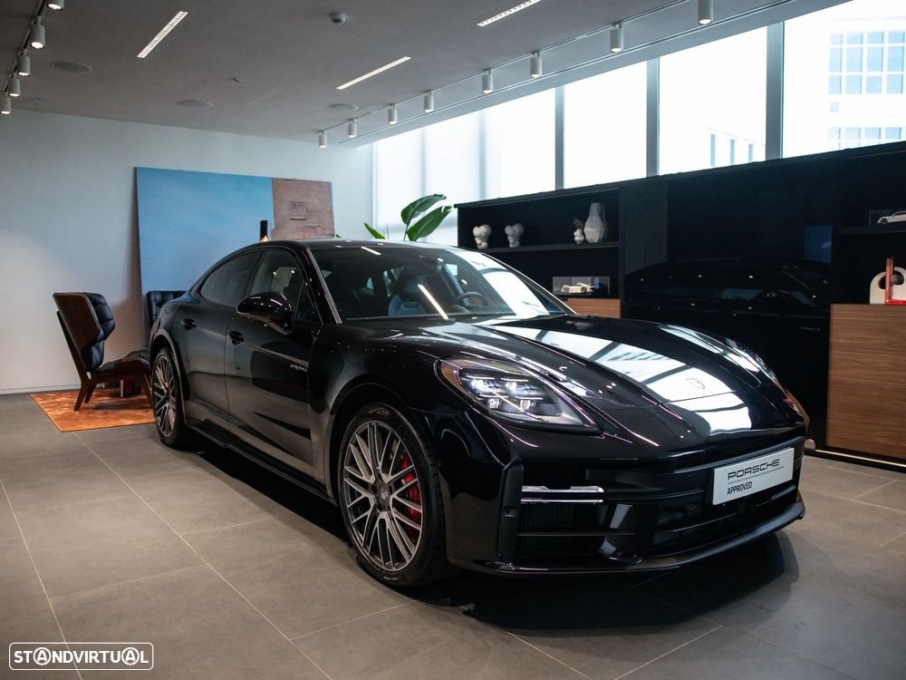 Porsche Panamera 4S E-Hybrid - 3